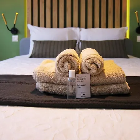 Phaedrus Living: Seaside Modern Flat Limnaria 123 Lejlighed