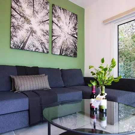 Apartment Phaedrus Living: Seaside Modern Flat Limnaria 123 *