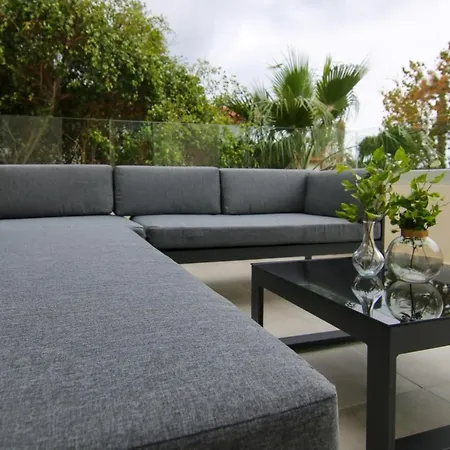 Phaedrus Living: Seaside Modern Flat Limnaria 123 Apartment *