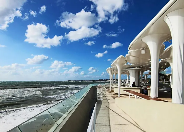 Phaedrus Living: Seaside Modern Flat Limnaria 123