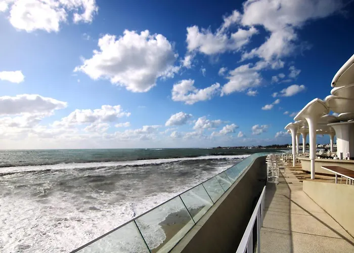 Phaedrus Living: Seaside Modern Flat Limnaria 123 Apartmán